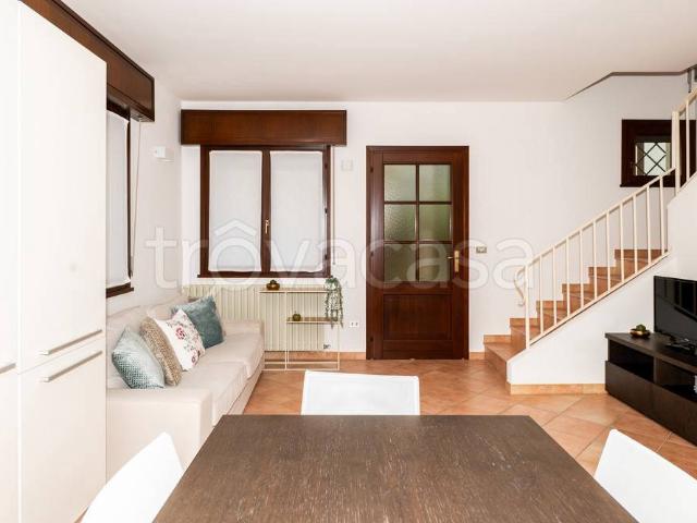 Villa Indipendente in affitto a Piemonte, Torino