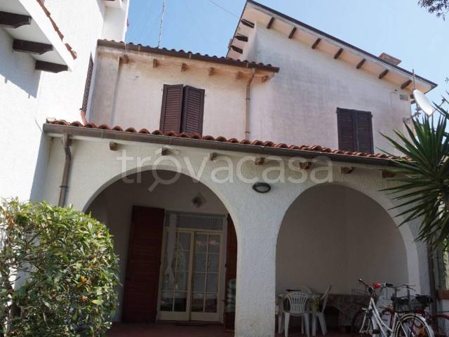 Villa Indipendente in affitto a Comacchio, Reggio Emilia