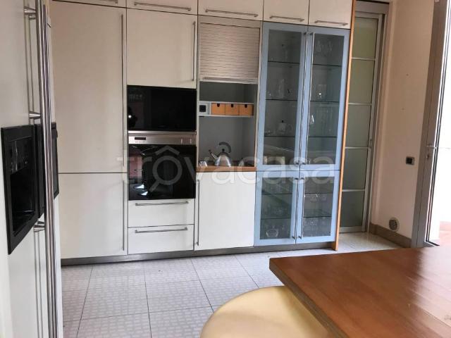 Villa Schiera in affitto a Unione dei Comuni Circondario dell'Empolese Valdelsa, Empoli