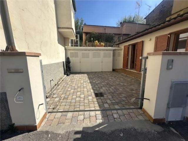 Villa Indipendente in affitto a Unione dei Comuni Circondario dell'Empolese Valdelsa, Empoli