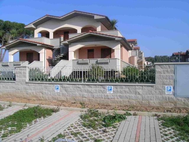 Villa Schiera in affitto a Follonica, Toscana