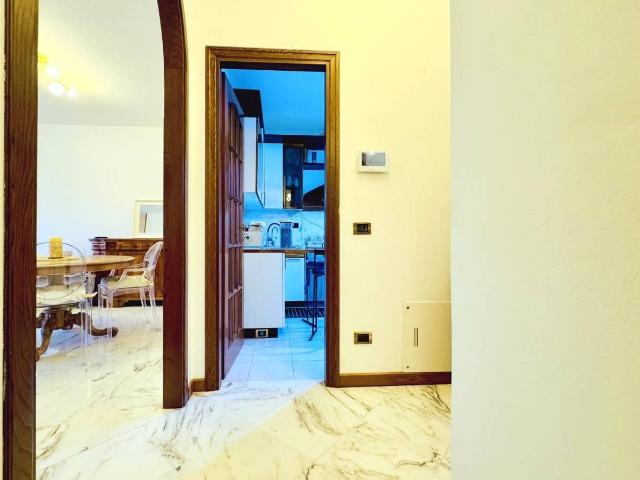 Villa Schiera in affitto a Roma Imperiale, Forte Dei Marmi