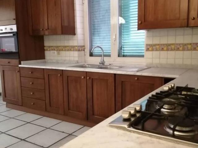 Villa Indipendente in affitto a Giugliano In Campania, Campania