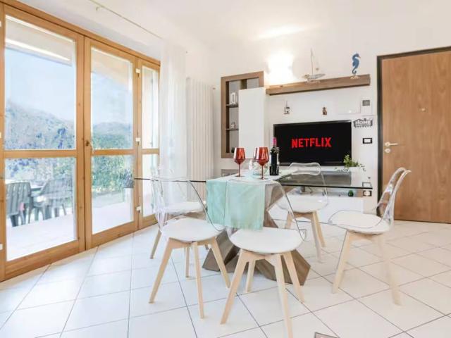 Villa Indipendente in affitto a Borghetto Di Vara, Liguria
