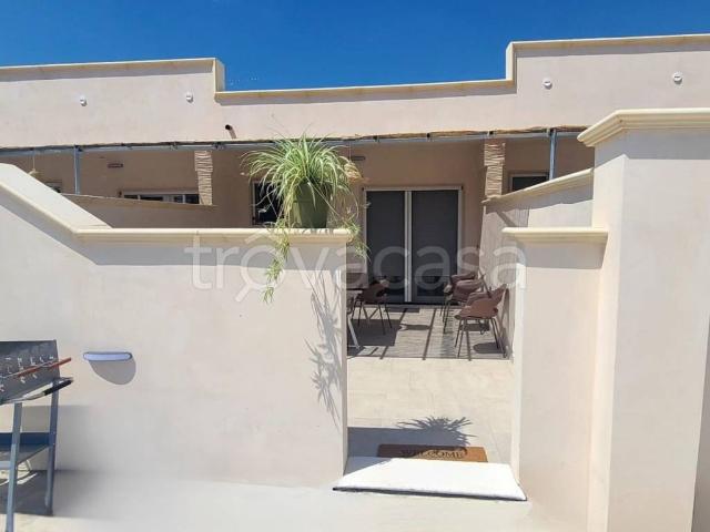 Villa Indipendente in affitto a Puglia, Taranto