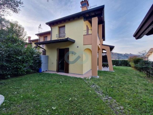 Villa Indipendente in affitto a Campello Sul Clitunno, Umbria