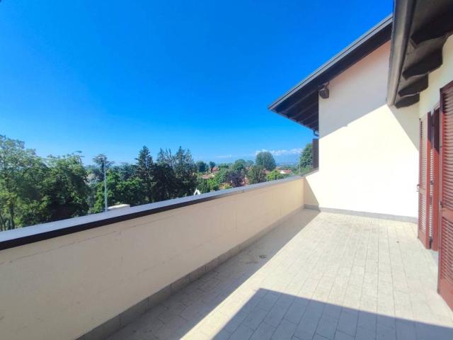 Villa Schiera in vendita a Piemonte, Torino