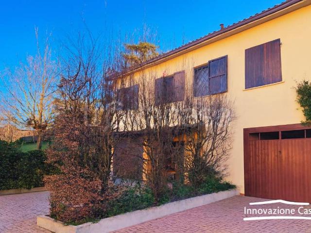 Villa Indipendente in affitto a Unione dei comuni Valli del Reno, Lavino e Samoggia, Monte San Pietro