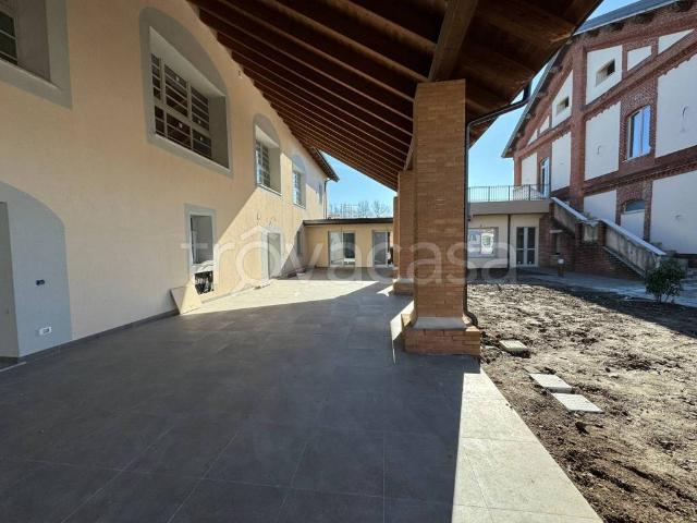 Villa Indipendente in affitto a Piemonte, Novara