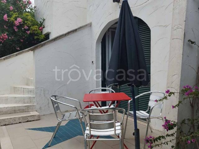 Villa Indipendente in affitto a Rosa Marina di Ostuni, Puglia