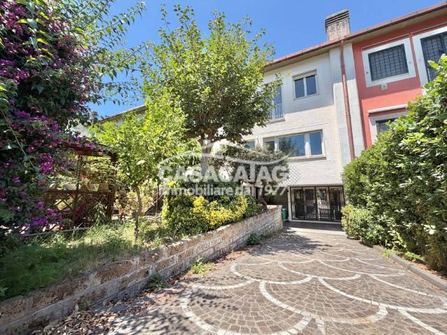 Villa Indipendente in affitto a Axa, Roma Capitale