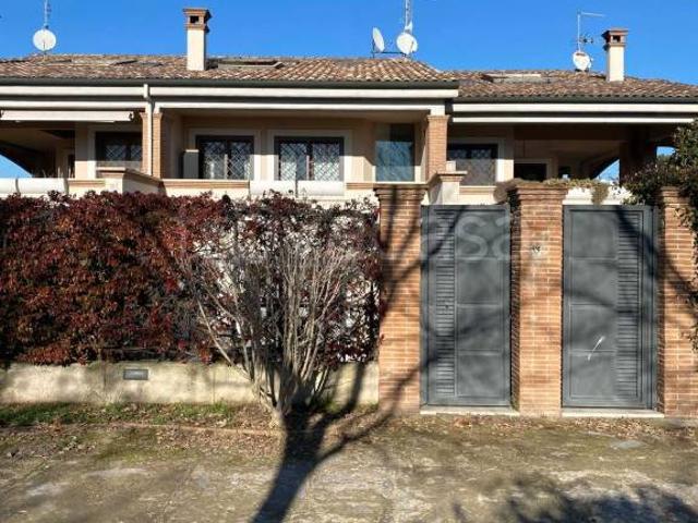 Villa Schiera in affitto a Roma Capitale, Lazio