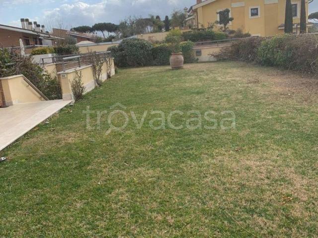 Villa Indipendente in affitto a Casal Lumbroso, Roma Capitale