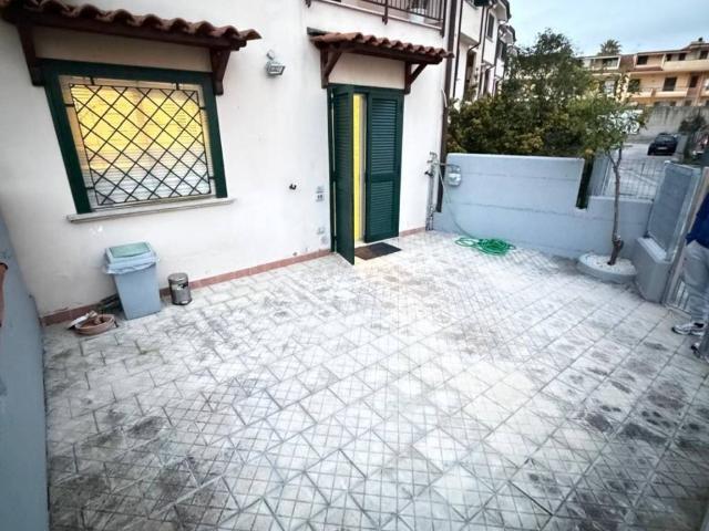 Villa Indipendente in affitto a Teverola, Campania