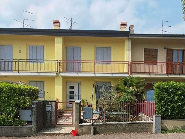 Villa Indipendente in affitto a Tregnago, Veneto