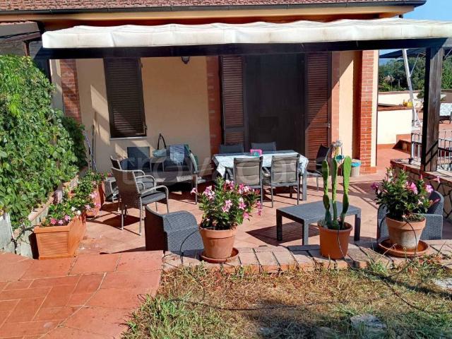 Villa Indipendente in affitto a Cafaggio, Ameglia