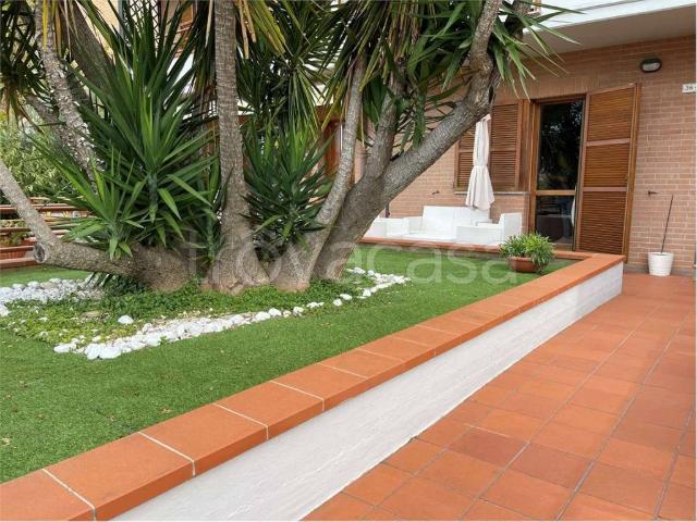 Villa Indipendente in affitto a Marche, Ancona