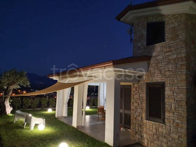 Villa Indipendente in affitto a Casal Velino Marina, Campania