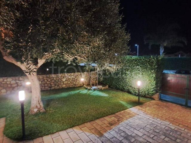 Villa Indipendente in affitto a Calabria, Cosenza
