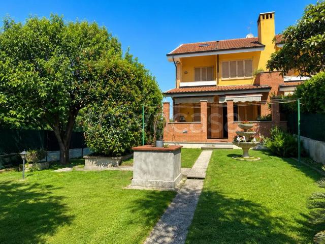 Villa Indipendente in affitto a Casa Cairola, Landriano