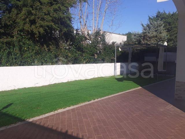 Villa Indipendente in affitto a Puglia, Taranto