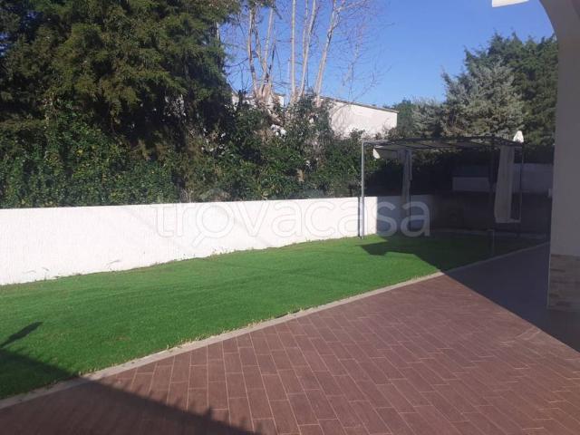 Villa Indipendente in affitto a Puglia, Taranto