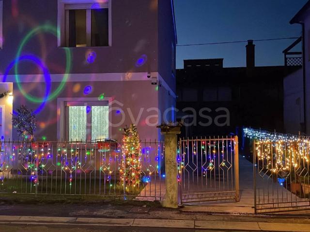 Villa Indipendente in affitto a Unione dei comuni della Bassa Romagna, Lugo