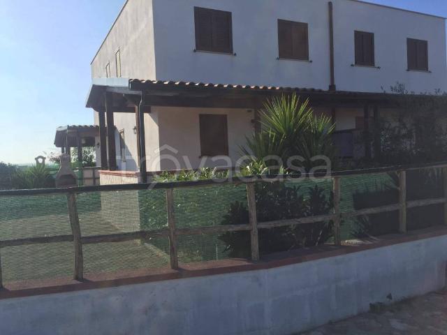 Villa Indipendente in affitto a Puglia, Barletta-andria-trani