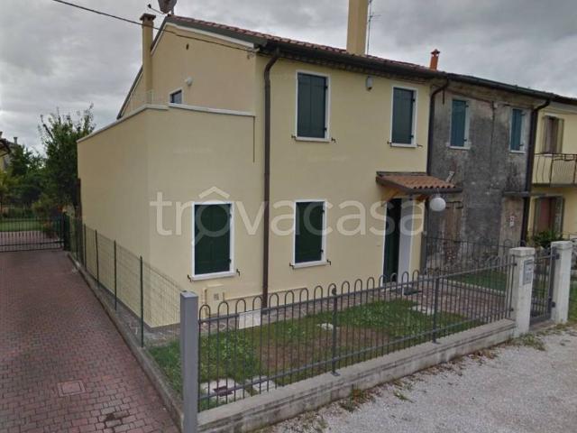 Villa Indipendente in affitto a Meolo, Veneto