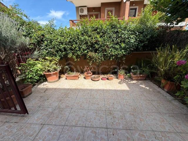 Villa Indipendente in affitto a Municipio Roma VII, Roma Capitale