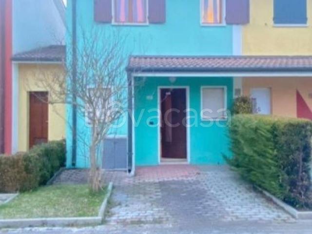 Villa Indipendente in affitto a Rosolina, Veneto