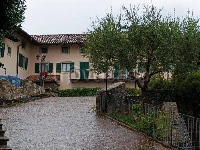 Villa Indipendente in affitto a Tricesimo, Friuli-Venezia Giulia