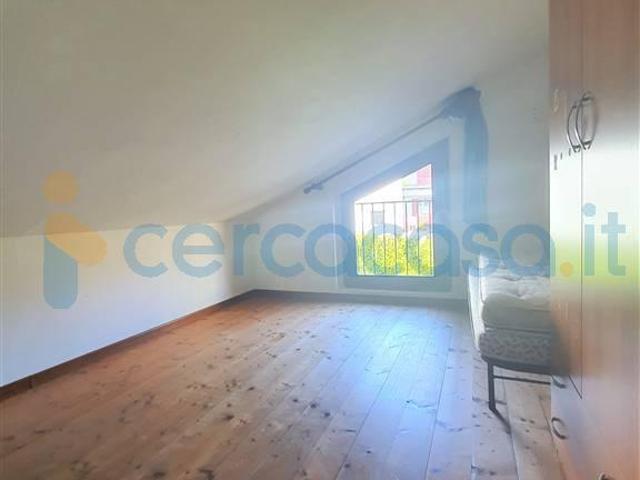 Villa Indipendente in affitto a Monte Marenzo, Lombardia