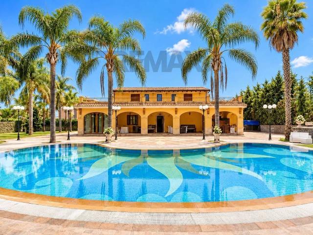Villa Indipendente in vendita a Santa Maria Ammalati, Acireale