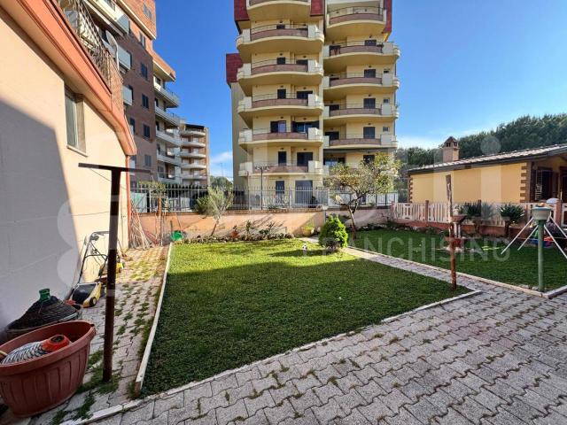 Casa in vendita a Unione dei Comuni della Val Vibrata, Alba Adriatica
