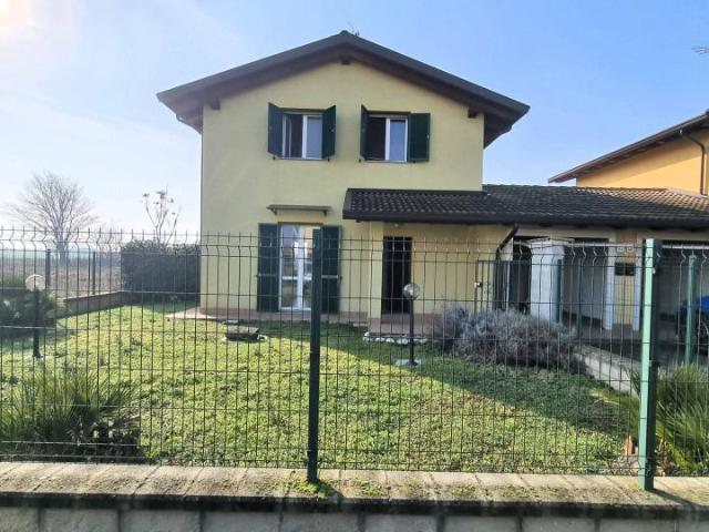 Villa Schiera in vendita a Piemonte, Alessandria