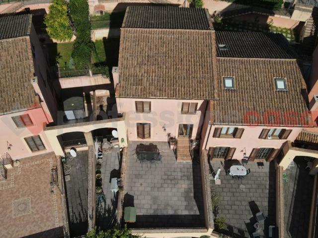 Villa Schiera in vendita a Anagni, Lazio