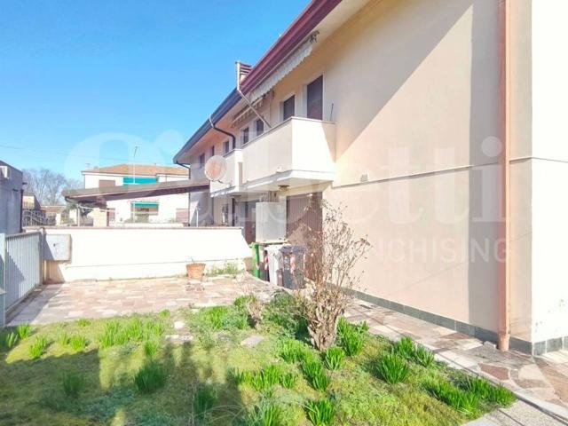 Villa Schiera in vendita a Ariano Nel Polesine, Veneto