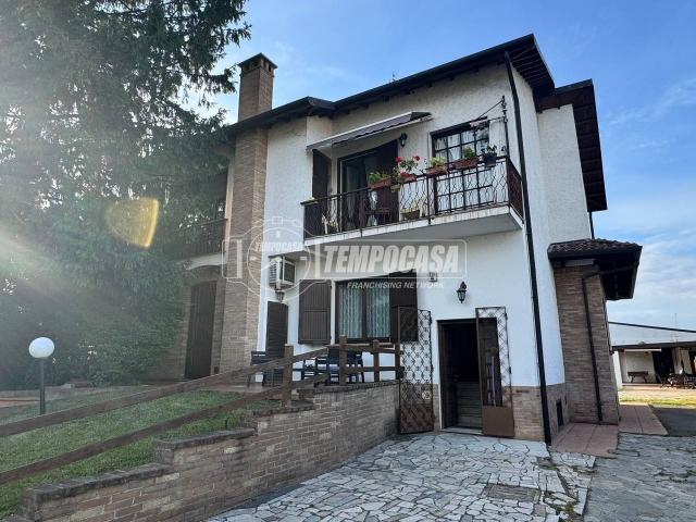 Villa Schiera in vendita a Arluno, Lombardia