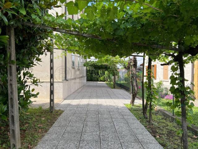 Villa Schiera in vendita a Barbarano Mossano, Ponte Di Barbarano