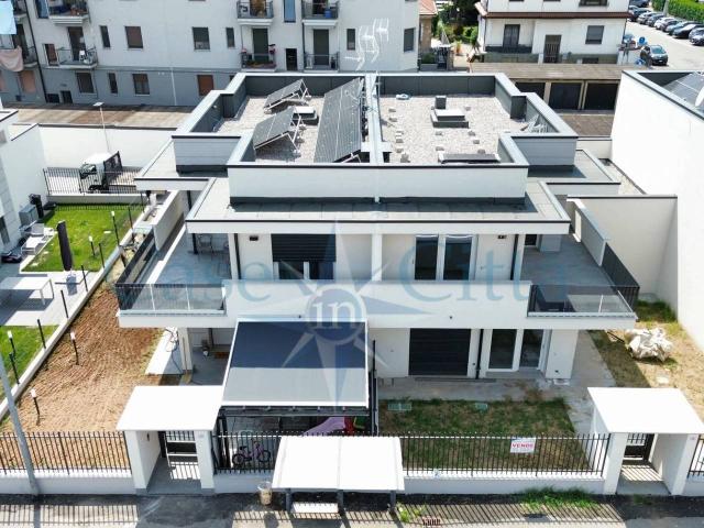 Villa Schiera in vendita a Bareggio, Lombardia