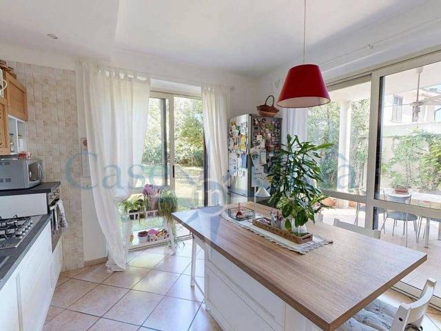 Villa Schiera in vendita a Bareggio, Lombardia