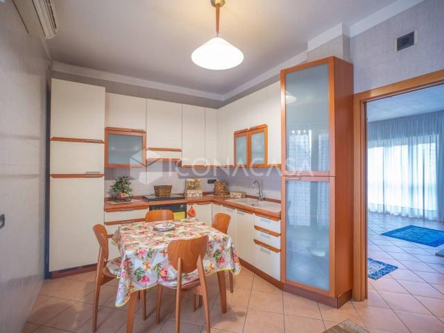Villa Schiera in vendita a San Giorgio, Bari