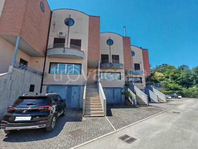 Villa Schiera in vendita a Ponticelli, Benevento