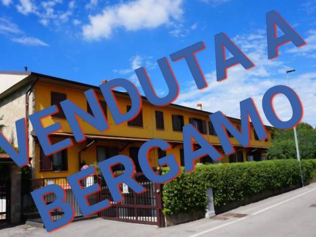 Villa Schiera in vendita a Bergamo