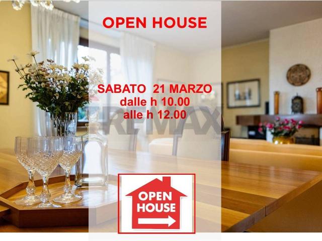 Villa Schiera in vendita a Besana In Brianza, Lombardia
