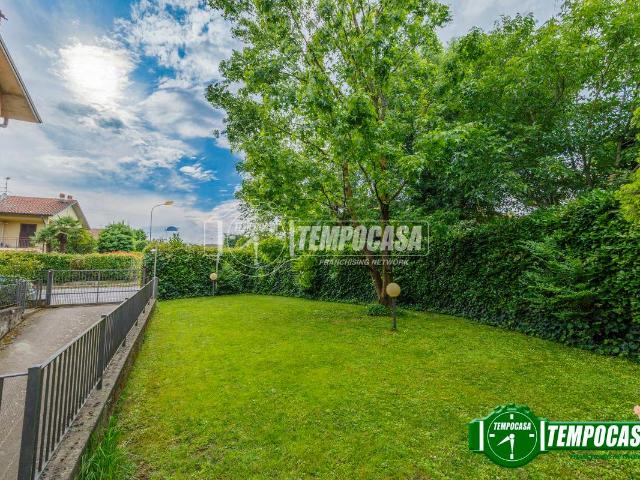 Villa Schiera in vendita a Borgarello, Lombardia
