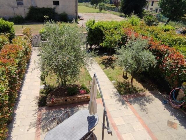 Villa Schiera in vendita a Borgo San Lorenzo, Toscana