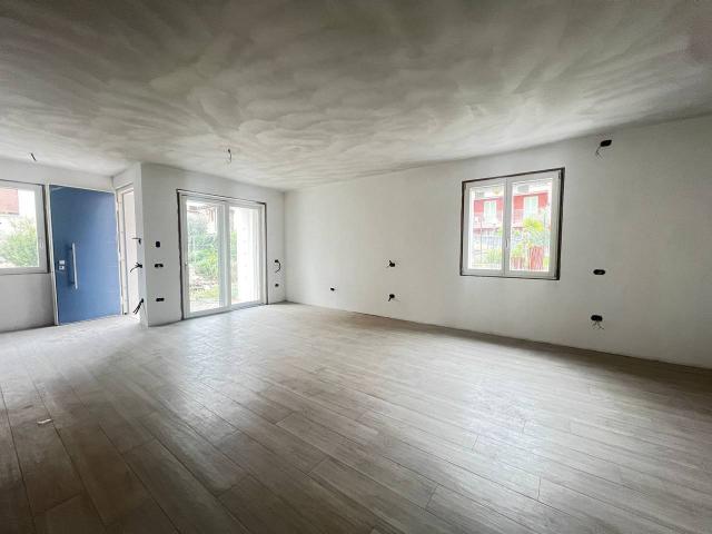 Villa Schiera in vendita a Zona Est, Brescia
