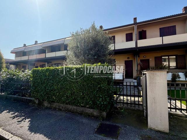 Villa Schiera in vendita a Zona Ovest, Brescia